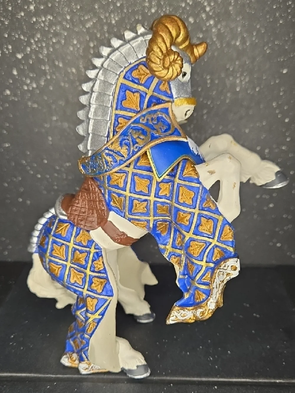 Set Of 2 Papo Medieval World of Knight's Horse Blue Ram Crest Fantasy Figure - Picture 2 of 11